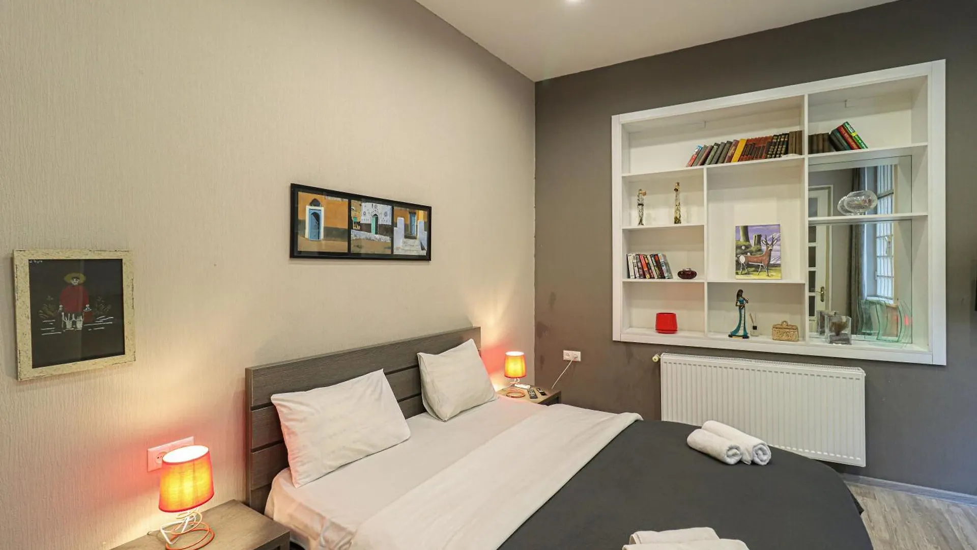 Apartamento Central Tbilisi Apt Near Rustaveli Ave - By Wehost